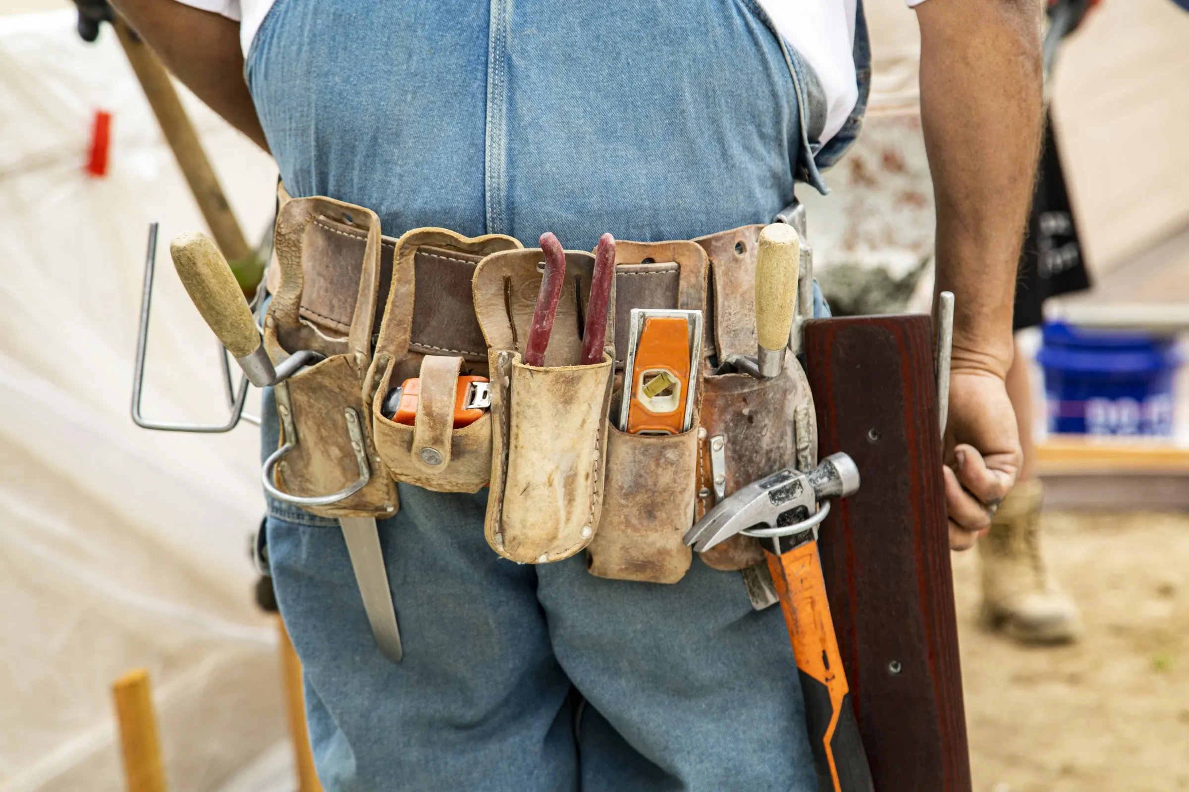 An Innovation Painting & Remodeling tradesperson at work in Bangor, Maine.